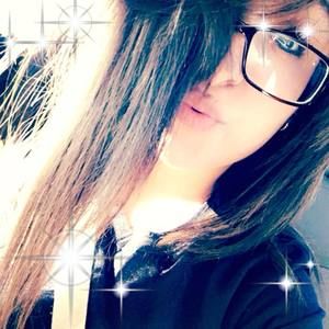 Meet your Posher, Alicia